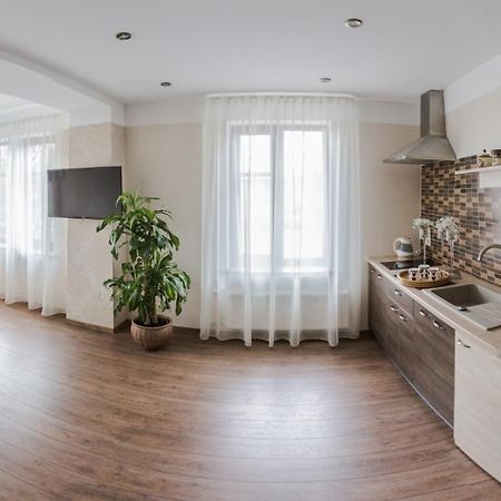 Park Apartments Valmiera Exterior photo