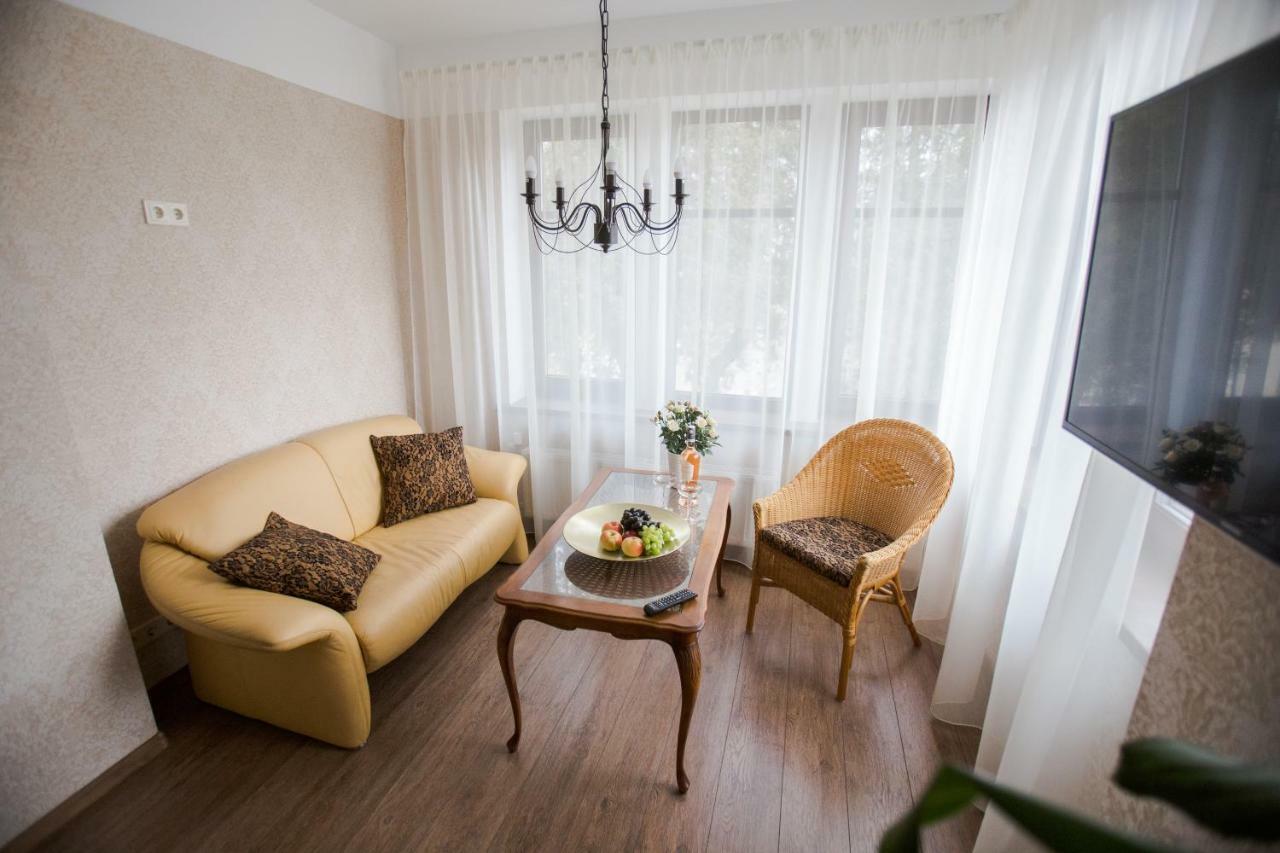 Park Apartments Valmiera Exterior photo